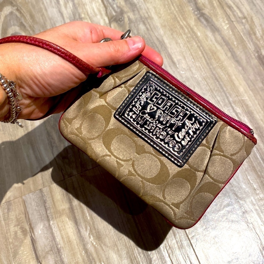 Coach vintage wristlet/wallet/pouch